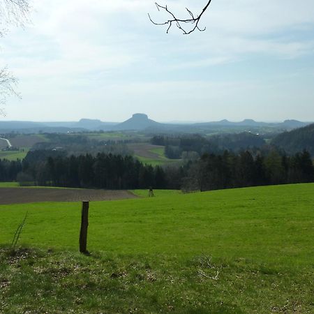 Appartamento Ferienoase Lilienstein Rathmannsdorf Esterno foto
